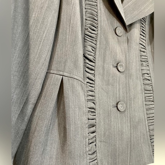 Nine & Co. Blazer, Charcoal Grey, Size 10. EUC - Picture 2 of 13